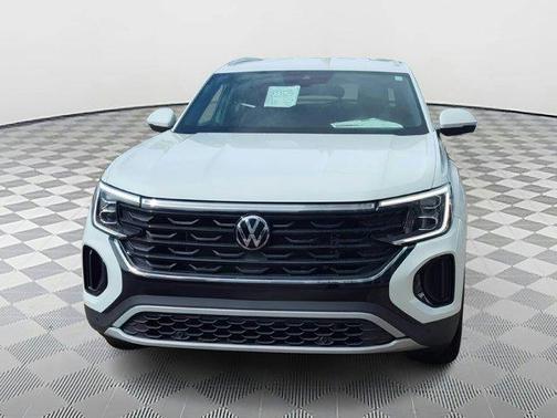 2025 Volkswagen Atlas Cross Sport 2.0T SE w/Technology 4MOTION