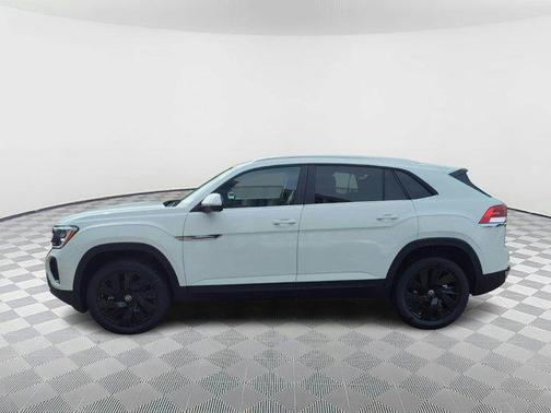 2025 Volkswagen Atlas Cross Sport 2.0T SE w/Technology 4MOTION