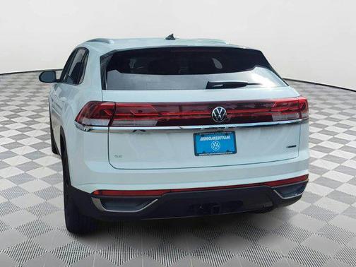2025 Volkswagen Atlas Cross Sport 2.0T SE w/Technology 4MOTION