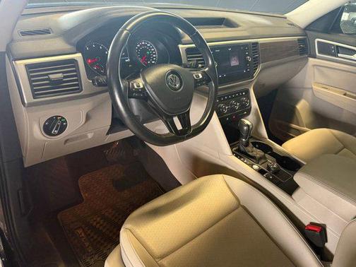 2018 Volkswagen Atlas 3.6L SE w/Technology