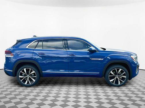 2025 Volkswagen Atlas Cross Sport 2.0T SEL Premium