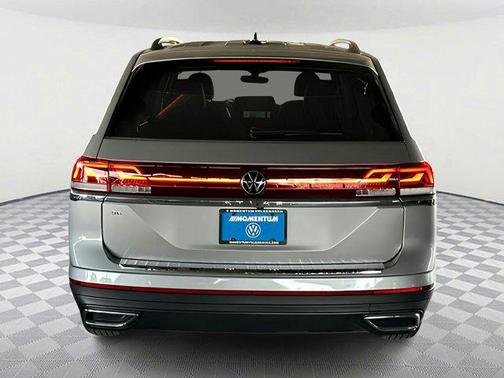 2025 Volkswagen Atlas 2.0T SE