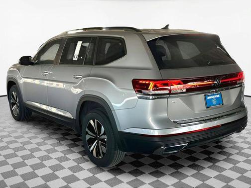 2025 Volkswagen Atlas 2.0T SE