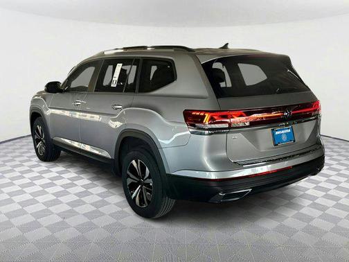 2025 Volkswagen Atlas 2.0T SE