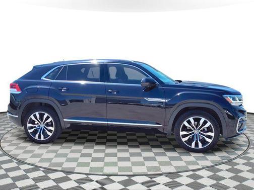 2022 Volkswagen Atlas Cross Sport 3.6L V6 SEL Premium R-Line