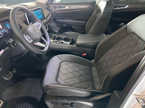 2026 Volkswagen Atlas 2.0T SEL Premium R-Line 4MOTION