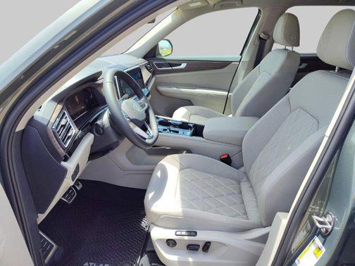 2025 Volkswagen Atlas 2.0T SEL Premium R-Line 4MOTION