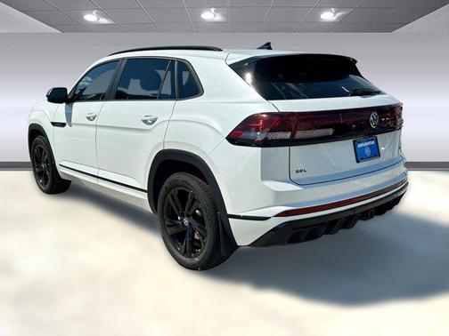 2026 Volkswagen Atlas Cross Sport 2.0T SEL