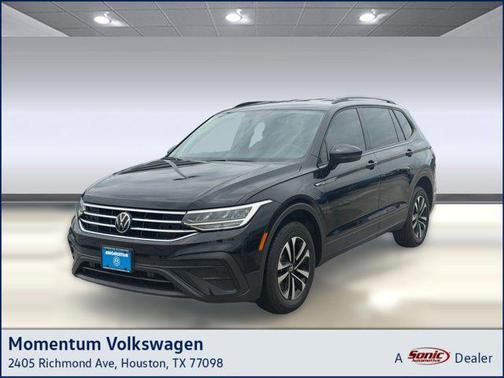 Deep Black Pearl 2022 Volkswagen Tiguan 2.0T S