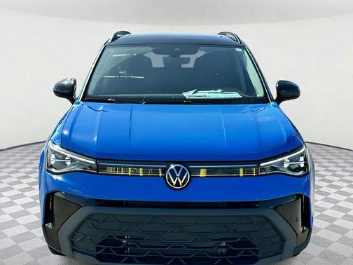 2025 Volkswagen Taos 1.5T SE Black
