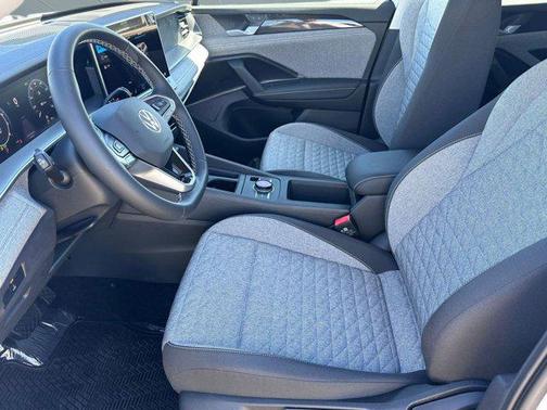 2025 Volkswagen Tiguan 2.0T S