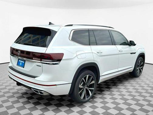 2025 Volkswagen Atlas 2.0T SEL Premium R-Line 4MOTION