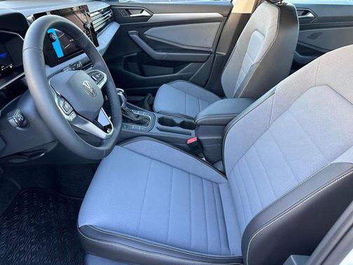 2026 Volkswagen Jetta 1.4T SE