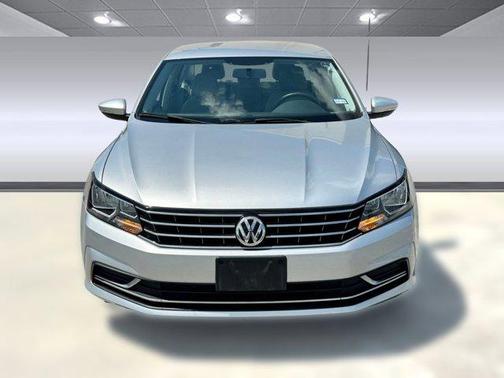 2017 Volkswagen Passat 1.8T S