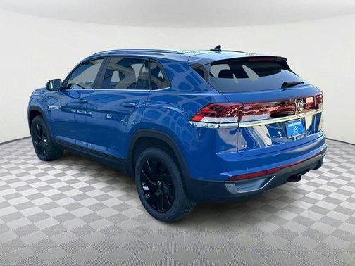 2025 Volkswagen Atlas Cross Sport 2.0T SE w/Technology