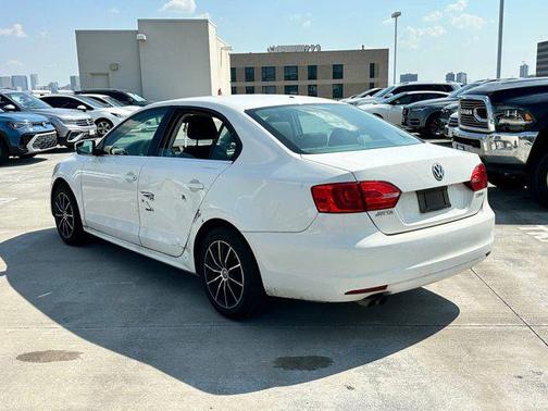2013 Volkswagen Jetta SE