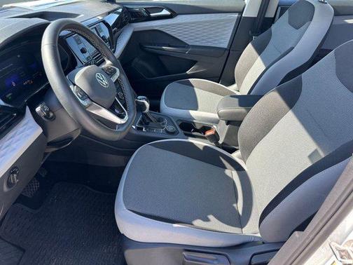 2022 Volkswagen Taos S