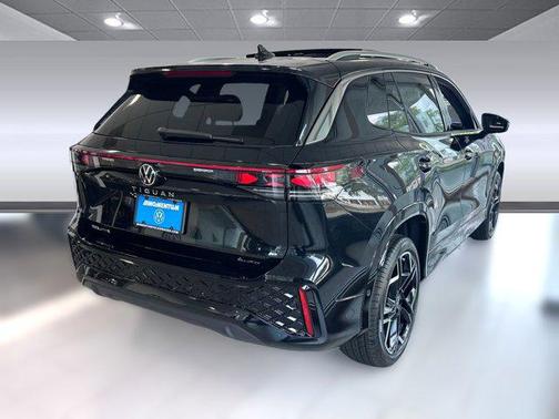 2026 Volkswagen Tiguan 2.0T SEL R-Line 4MOTION