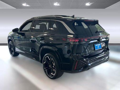 2026 Volkswagen Tiguan 2.0T SEL R-Line 4MOTION