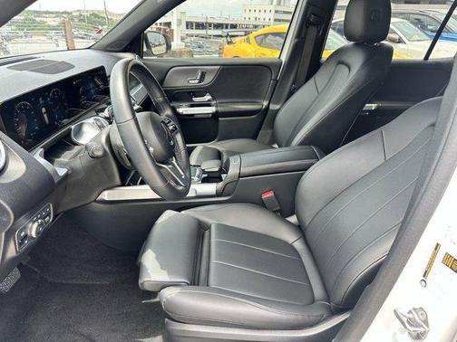2023 Mercedes-Benz GLB 250 Base