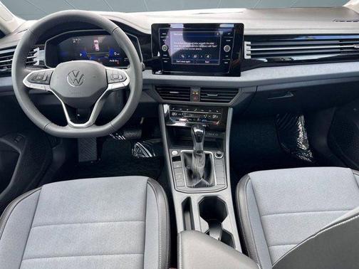 2026 Volkswagen Jetta 1.4T SE