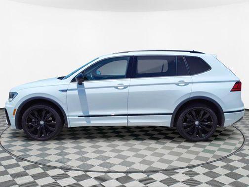 2021 Volkswagen Tiguan 2.0T SE R-Line Black