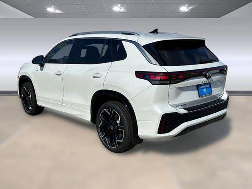 2026 Volkswagen Tiguan 2.0T SEL R-Line 4MOTION