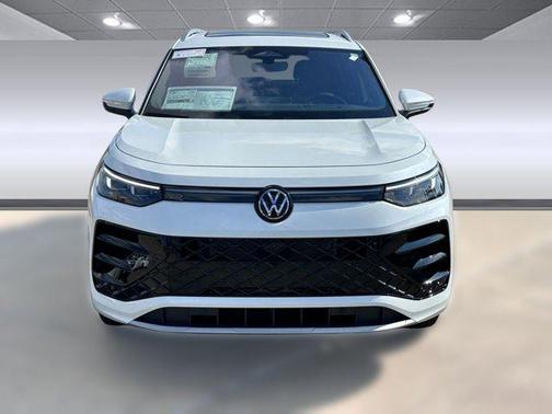 2026 Volkswagen Tiguan 2.0T SEL R-Line 4MOTION