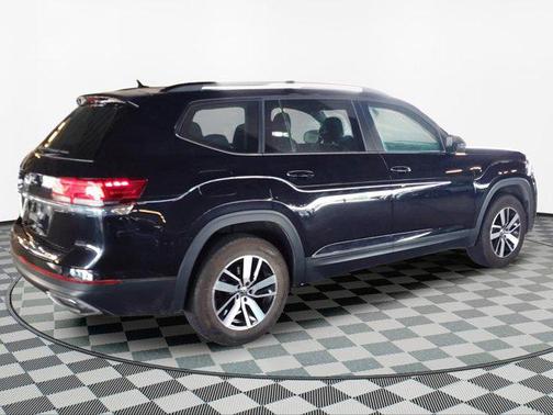 2022 Volkswagen Atlas 2.0T SE