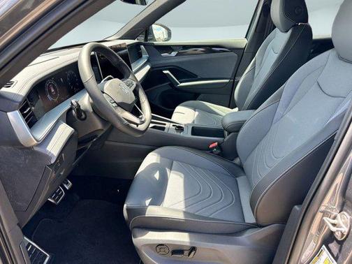 2025 Volkswagen Tiguan 2.0T SE R-Line Black 4MOTION