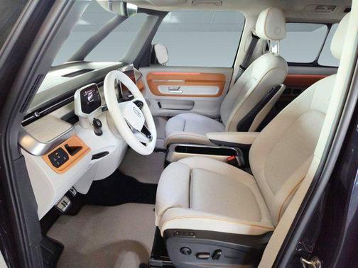 2025 Volkswagen ID. Buzz Pro S Plus