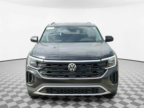 2025 Volkswagen Atlas Cross Sport 2.0T SE w/Technology 4MOTION