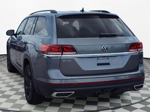 2022 Volkswagen Atlas 3.6L SE w/Technology