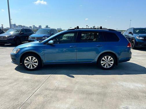 2017 Volkswagen Golf SportWagen TSI S