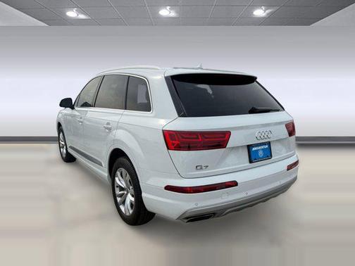 2019 Audi Q7 45 Premium