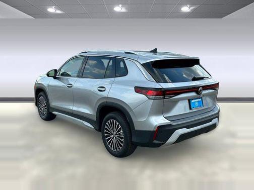 Pyrite Silver Metallic exterio 2025 Volkswagen Tiguan 2.0T S