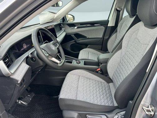 2025 Volkswagen Tiguan 2.0T S