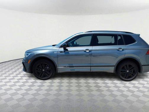 2022 Volkswagen Tiguan 2.0T SE R-Line Black 4MOTION