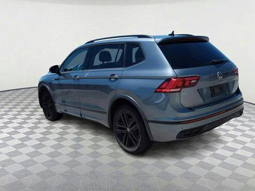 2022 Volkswagen Tiguan 2.0T SE R-Line Black 4MOTION