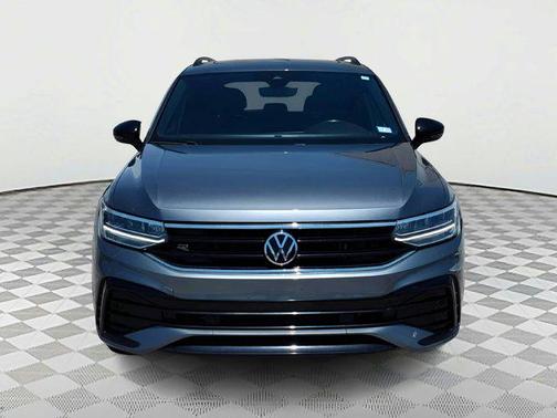 2022 Volkswagen Tiguan 2.0T SE R-Line Black 4MOTION