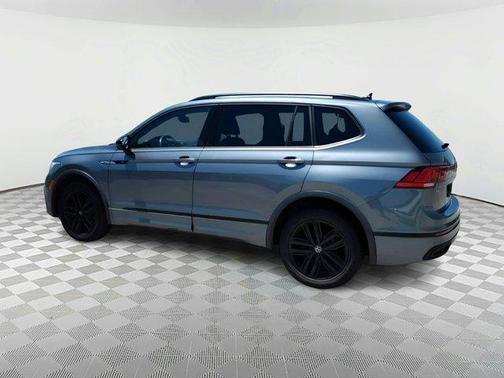 2022 Volkswagen Tiguan 2.0T SE R-Line Black 4MOTION