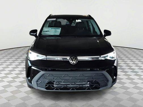 2025 Volkswagen Taos 1.5T SE Black