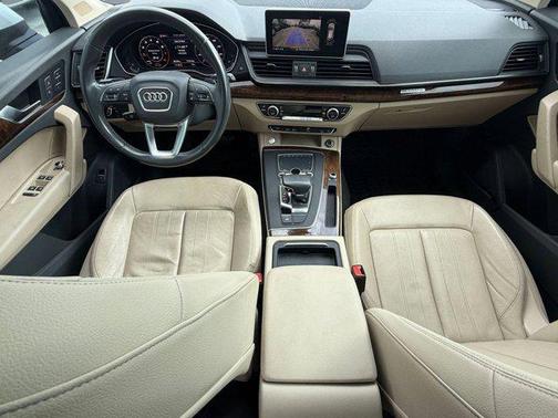 2018 Audi Q5 2.0T Premium Plus