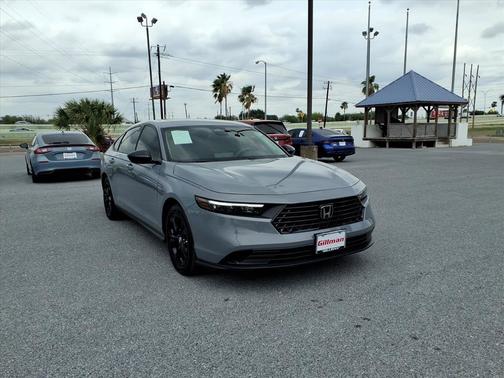 Urban Gray Pearl 2025 Honda Accord