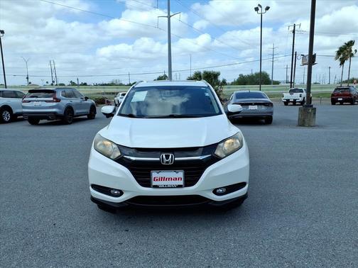 White Orchid Pearl 2017 Honda HR-V