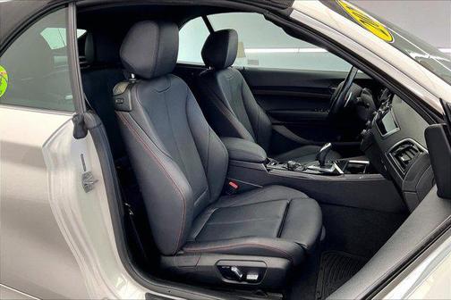 2020 BMW 230 230i
