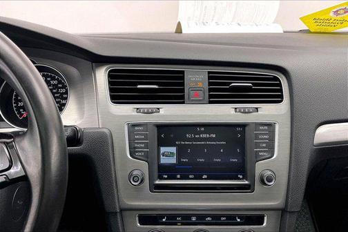 2017 Volkswagen Golf TSI SE 4-Door