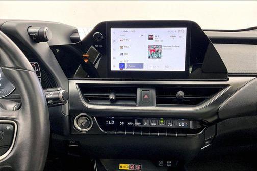 2023 Lexus UX 250h Base