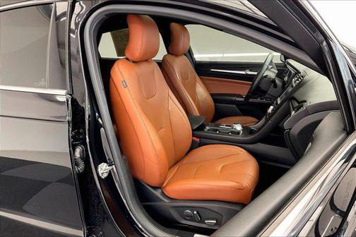 2019 Ford Fusion Energi Titanium