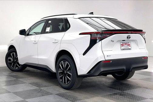 2026 Toyota bZ XLE Plus